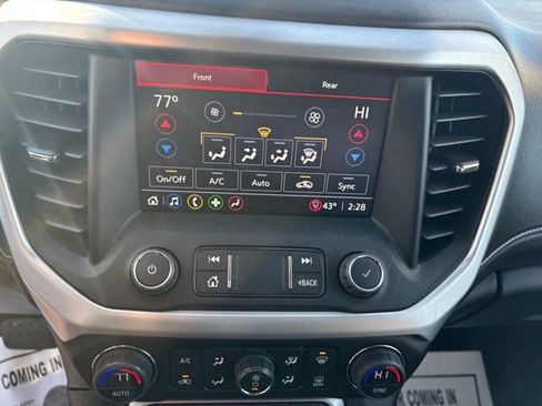 Used 2023 GMC Acadia SLE w/ Elevation Edition image 13