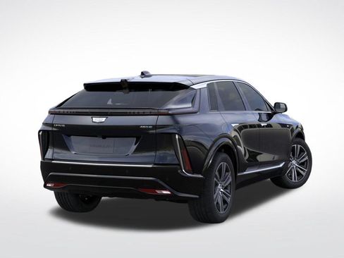 New 2026 Cadillac Lyriq Luxury RWD image 4