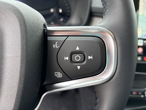 New 2026 Volvo XC40 B5 Core w/ Climate Package AWD/4WD image 25