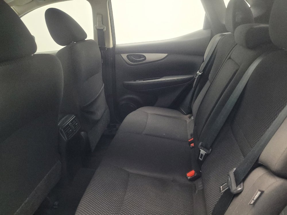 Used 2020 Nissan Rogue Sport S FWD image 18