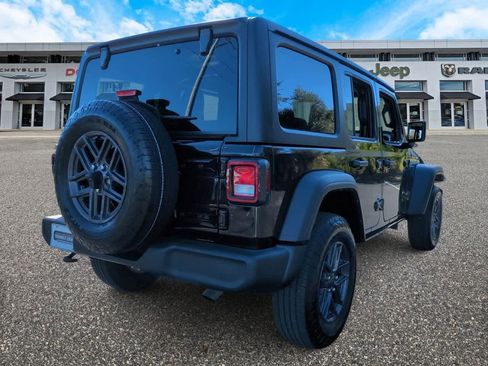 Used 2024 Jeep Wrangler Sport S image 8