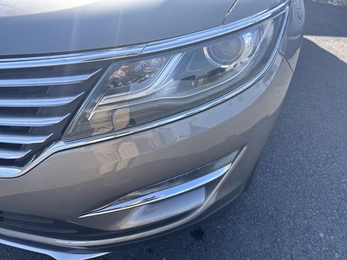 Used 2017 Lincoln MKC Reserve w/ Lincoln MKC Climate Package image 12