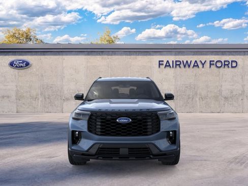 New 2026 Ford Explorer ST-Line w/ ST-Line Street Pack RWD image 6