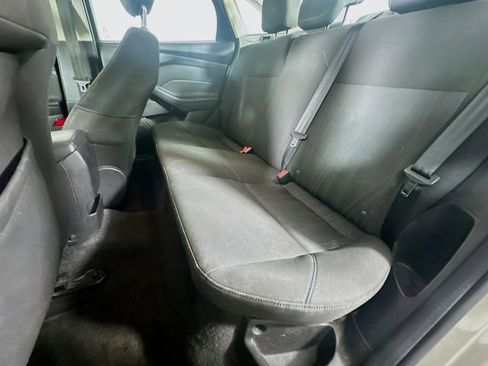 Used 2015 Ford Focus SE image 21