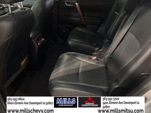 Used 2012 Toyota Highlander Limited AWD/4WD image 13