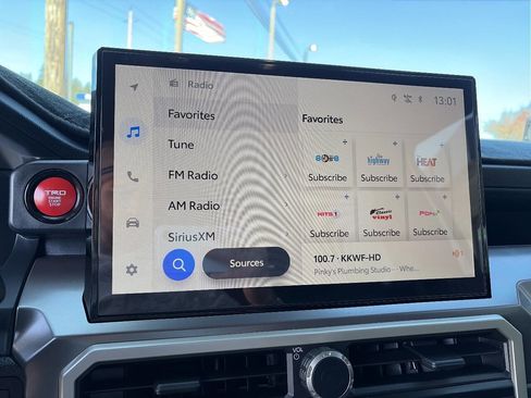 Used 2024 Toyota Tacoma TRD Sport w/ TRD Sport Upgrade Package image 34