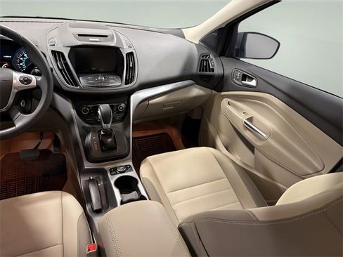 Used 2015 Ford Escape SE w/ Equipment Group 201A image 25