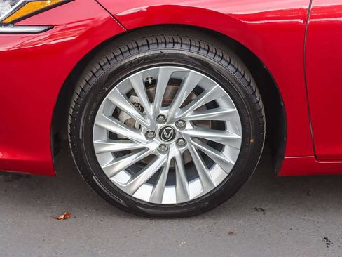 Certified 2019 Lexus ES 350 image 9