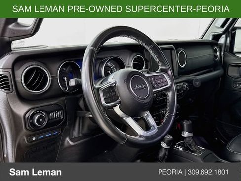 Used 2021 Jeep Wrangler Unlimited Sahara w/ Safety Group AWD/4WD image 9