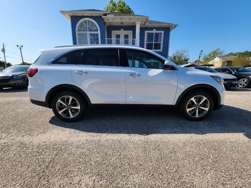 Used 2019 Kia Sorento EX image 6