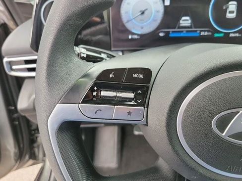 Certified 2024 Hyundai Elantra SEL FWD image 25