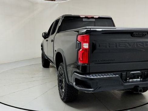 Used 2025 Chevrolet Silverado 1500 ZR2 w/ Technology Package image 4