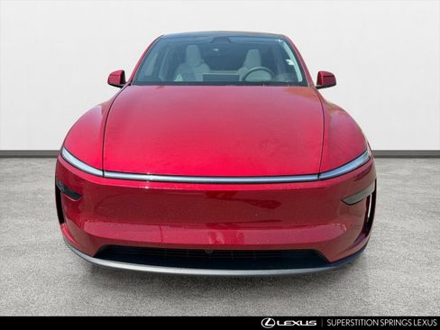 Used 2026 Tesla Model Y 2WD image 4