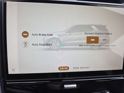Certified 2025 Land Rover Discovery Dynamic SE AWD/4WD image 29