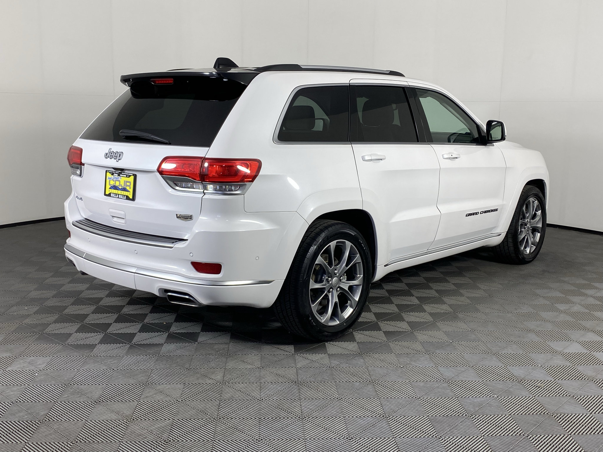 Used 2021 Jeep Grand Cherokee Summit AWD/4WD image 8