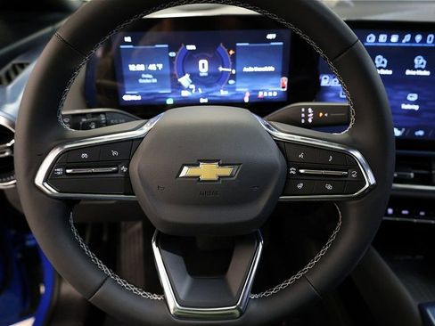 New 2026 Chevrolet Equinox EV LT image 34