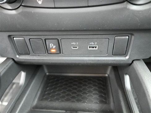 Certified 2024 Nissan Frontier S w/ Technology Package image 31