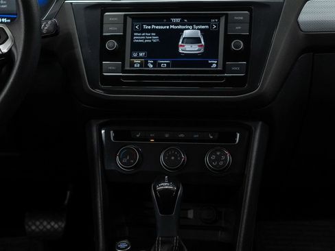 Used 2023 Volkswagen Tiguan S image 13