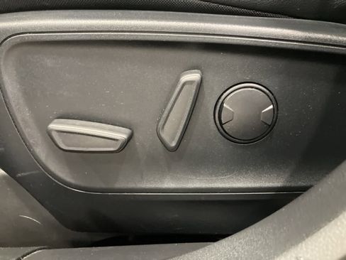 Used 2021 Ford Escape SEL w/ Technology Package image 12