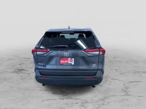 Used 2025 Toyota RAV4 LE image 9