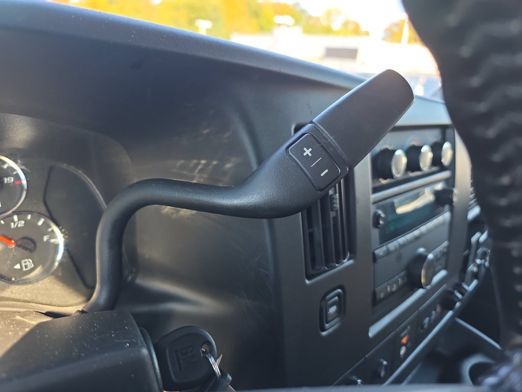 Used 2022 Chevrolet Express 3500 w/ Power Convenience Package RWD image 36
