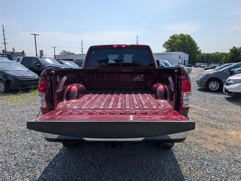 Used 2024 RAM 2500 Big Horn AWD/4WD image 12