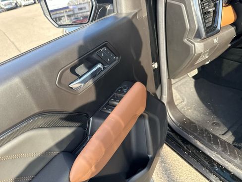 New 2026 GMC Canyon AT4 w/ Technology Plus Package image 12