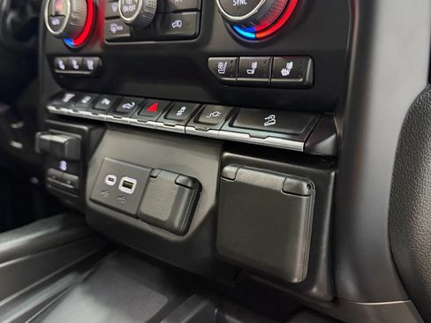 Used 2023 Chevrolet Silverado 2500 High Country w/ Z71 Off-Road Package image 32