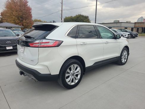 Used 2023 Ford Edge Titanium w/ Equipment Group 301A image 5