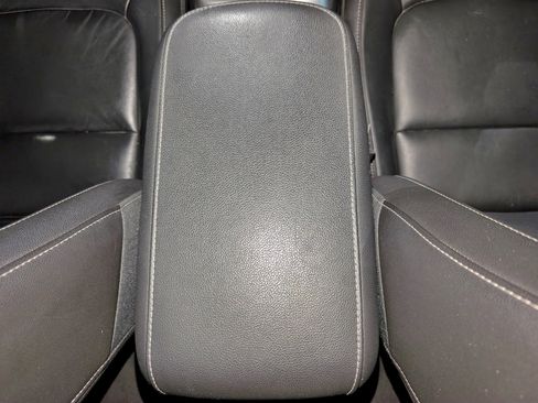 Used 2019 Chevrolet Colorado LT w/ Colorado RST Special Edition image 38