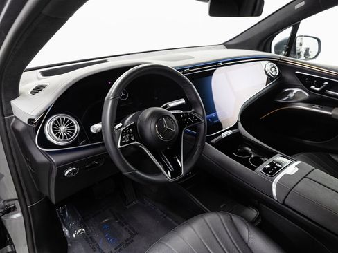 Certified 2023 Mercedes-Benz EQS 580 4MATIC SUV image 9