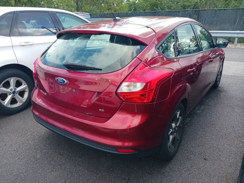 Used 2014 Ford Focus SE w/ Equipment Group 201A FWD image 3