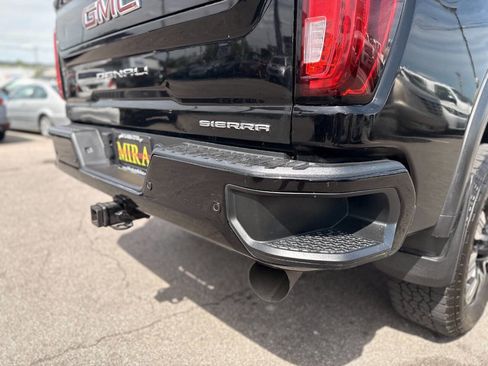 Used 2021 GMC Sierra 2500 Denali w/ Denali Ultimate Package image 28