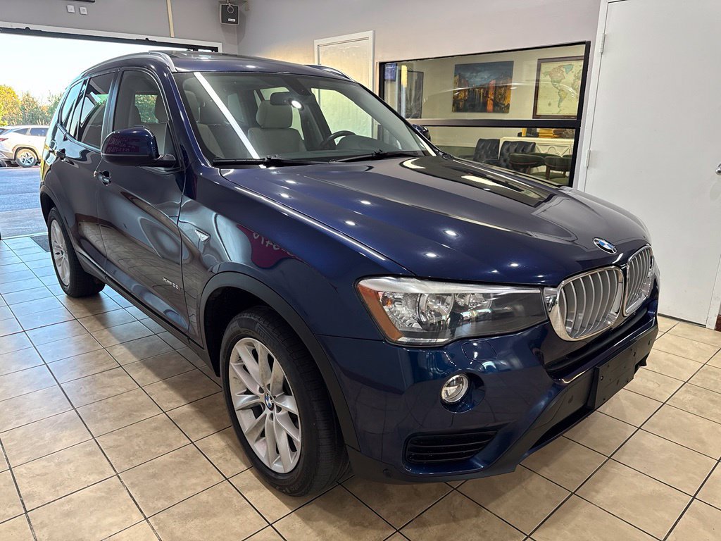 Used 2017 BMW X3 xDrive28i w/ Driving Assistance Package AWD/4WD image 3