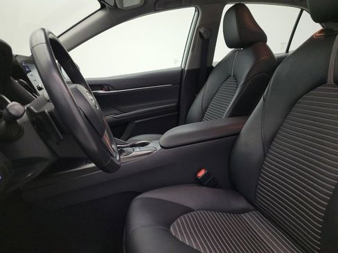 Used 2023 Toyota Camry SE FWD image 17