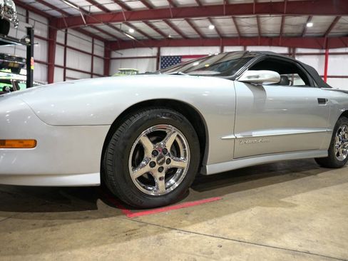 Used 1997 Pontiac Firebird Trans Am image 38