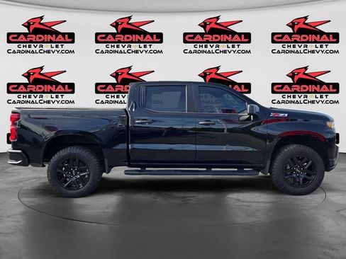 Used 2021 Chevrolet Silverado 1500 Custom Trail Boss w/ LPO, Dark Essentials Package AWD/4WD image 2