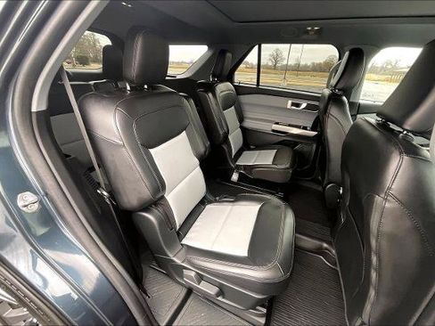 Certified 2023 Ford Explorer XLT w/ Equipment Group 202A image 17