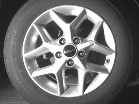 Used 2025 Kia Soul LX w/ LX Technology Package FWD image 20