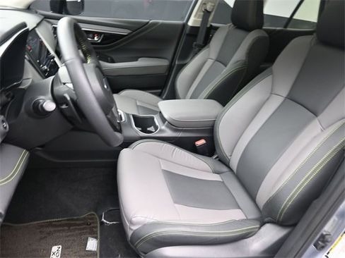 Used 2025 Subaru Outback Onyx Edition w/ Popular Package #2 image 19