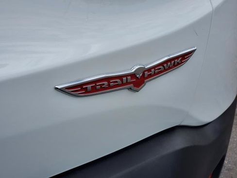 Used 2023 Jeep Renegade Trailhawk w/ Trailhawk Elite Group AWD/4WD image 32