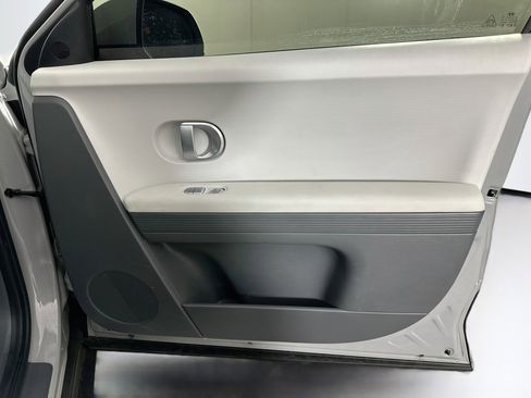 Used 2024 Hyundai Ioniq 5 SEL RWD image 32