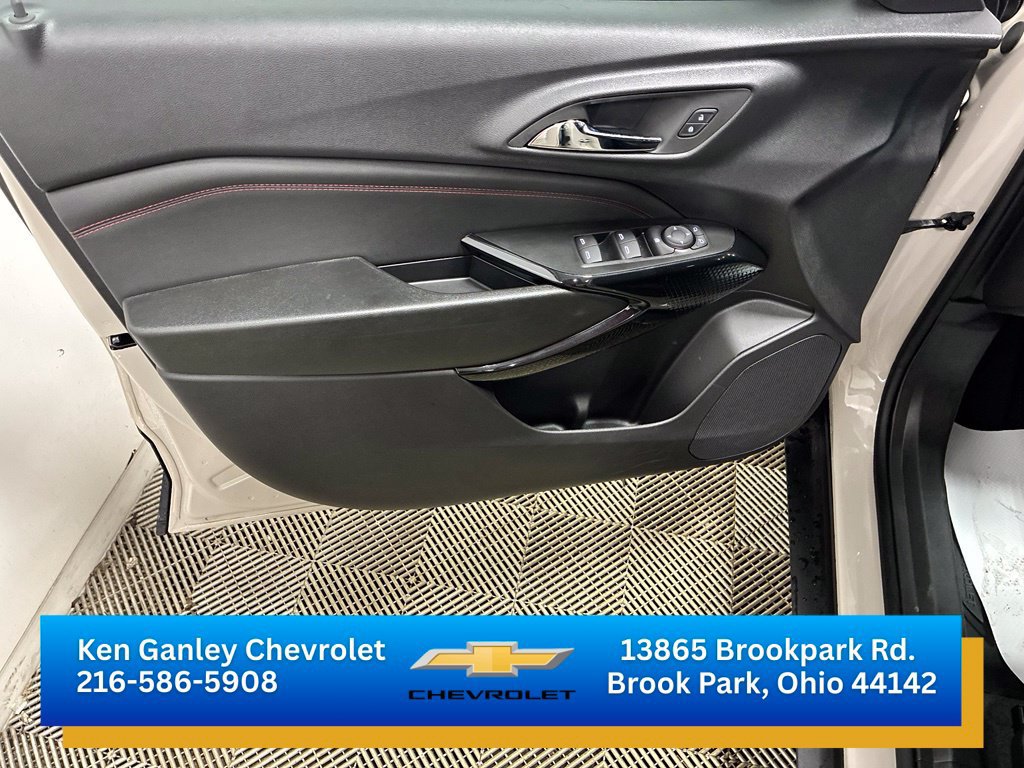 Certified 2026 Chevrolet Trax RS FWD image 8