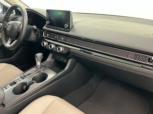 Used 2024 Honda Civic EX-L image 23