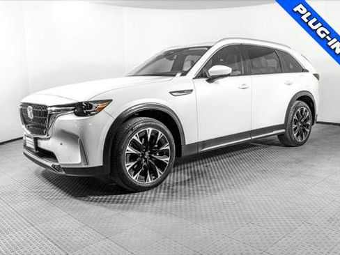Used 2024 MAZDA CX-90 Plug-In Hybrid w/ Premium Plus image 2