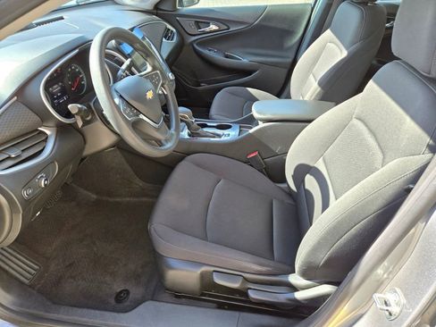 Used 2024 Chevrolet Malibu LS FWD image 12