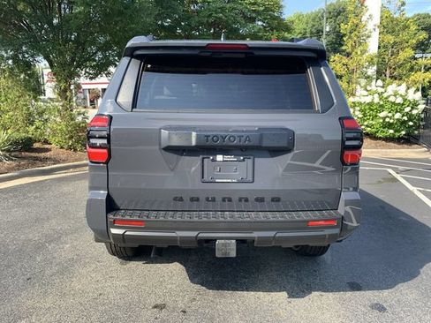 Used 2025 Toyota 4Runner SR5 AWD/4WD image 7