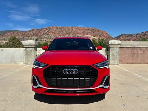 Used 2024 Audi Q3 2.0T Premium image 5