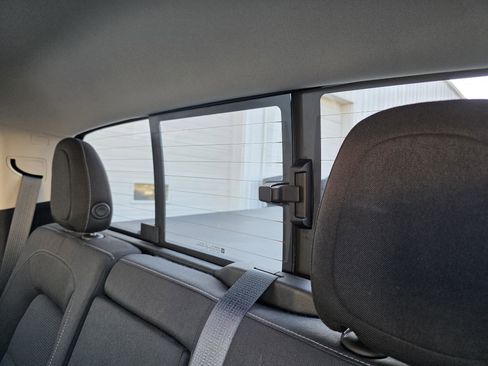 Used 2017 Chevrolet Colorado LT w/ LT Convenience Package image 20