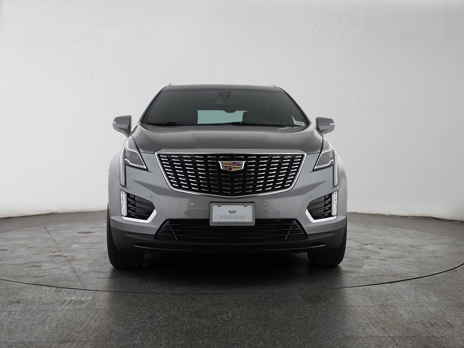 Used 2026 Cadillac XT5 Luxury w/ LPO, Floor Liner Package AWD/4WD image 8